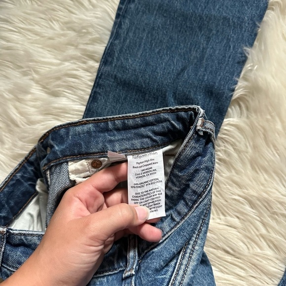 REFORMATION Peyton High Rise Bootcut Cropped Jeans - Picture 7 of 9